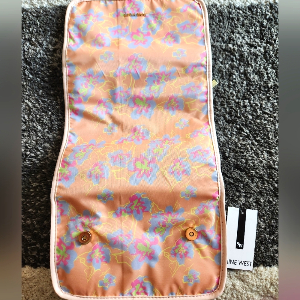 Nine West Travel Hanging Organizer